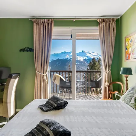 Walking Distance Lifts - 1800m - Villachalet Eu - La Pente Villa